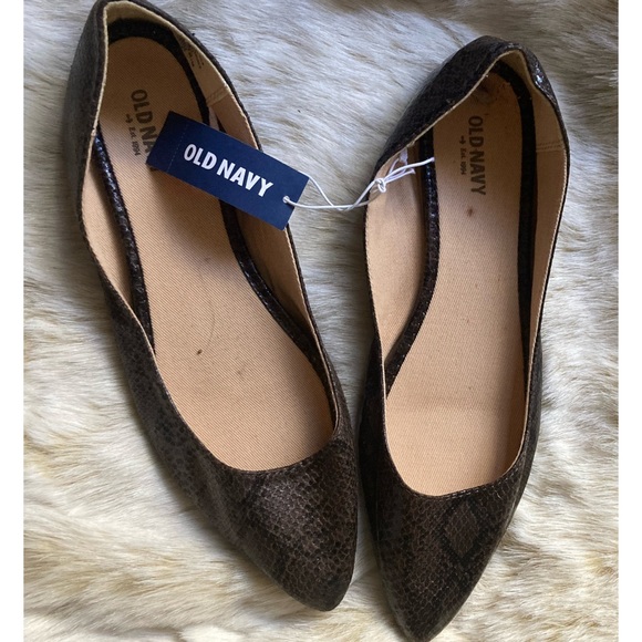 Pointy snakeskin flats - Picture 2 of 4